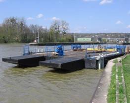 Ponton Fluvial CMR 10
