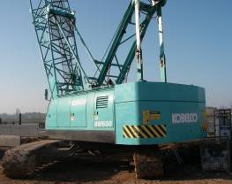 Grue treillis sur chenilles KOBELCO BM600